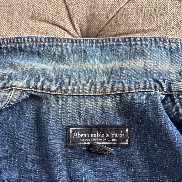 Abercrombie Denim Jacket Cotton Size M Y2K - Picture 7 of 7